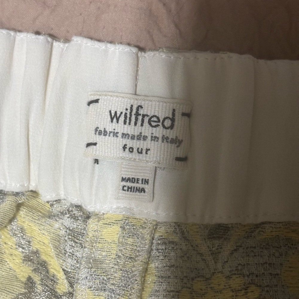 Wilfred High Waist Floral Shorts - Cream and Yellow silk trim size 4 - Picture 6 of 10